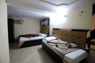 Hotel Tanya, New Delhi 3